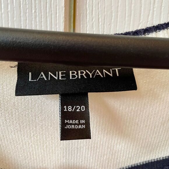 BLACK AND OFF WHITE LONG SLEEVE SWEATER WITH BLACK LACE BOTTOM BY LANE BRYANT - Picture 5 of 5